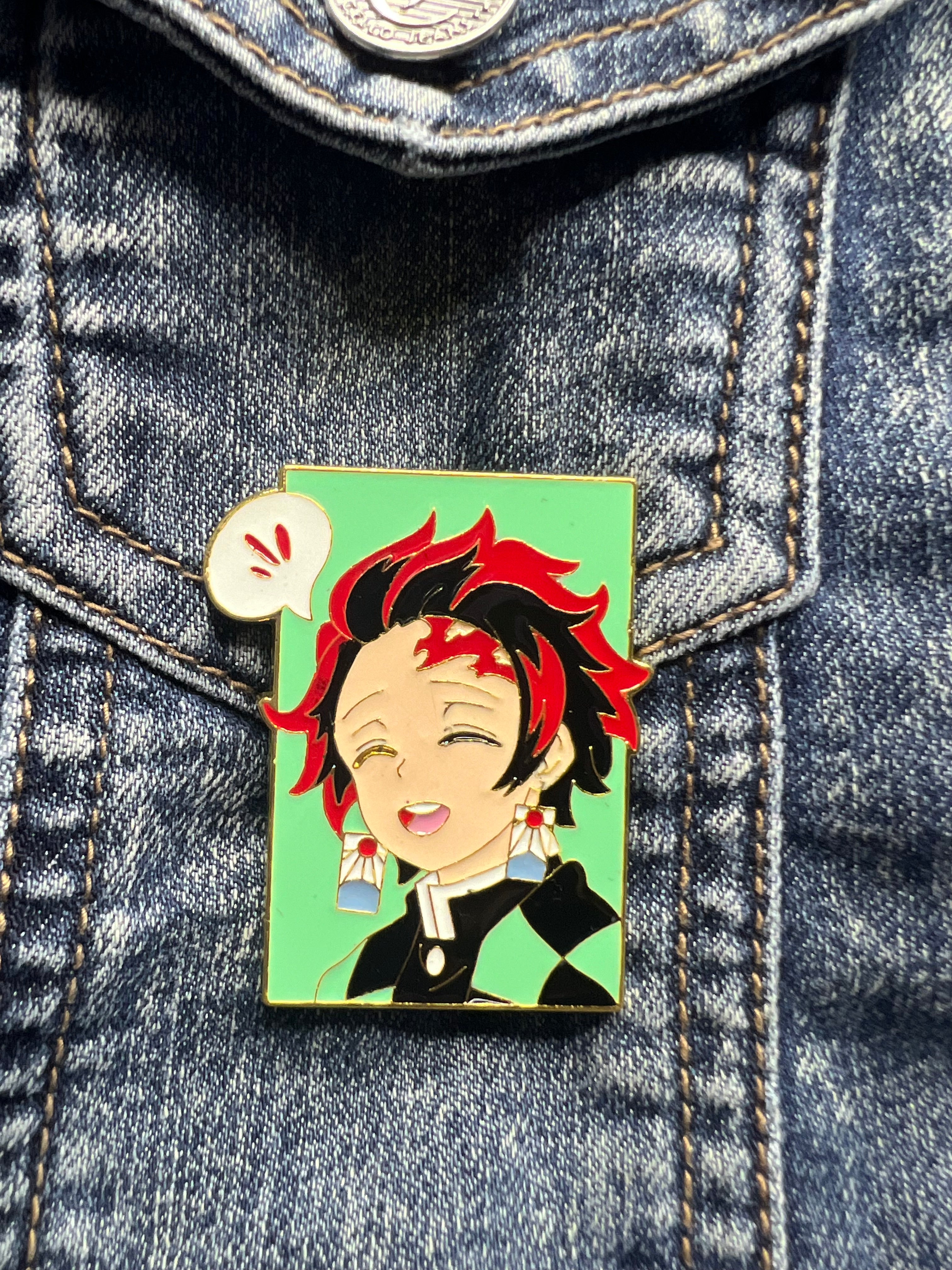 2pack Demon slayer pins